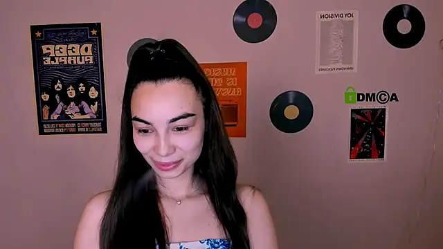 kira light   online show from 21, 11, 2025