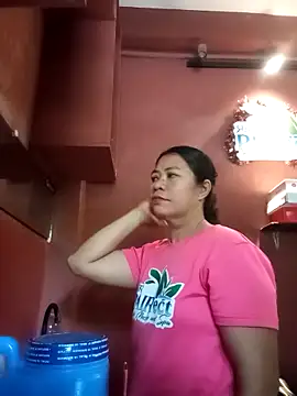 Yummymarie09 online show from 7, 11, 2025