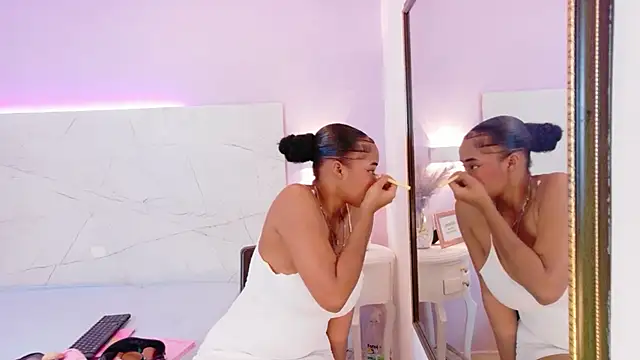 Lorraine Jackson online show from 26, 11, 2025