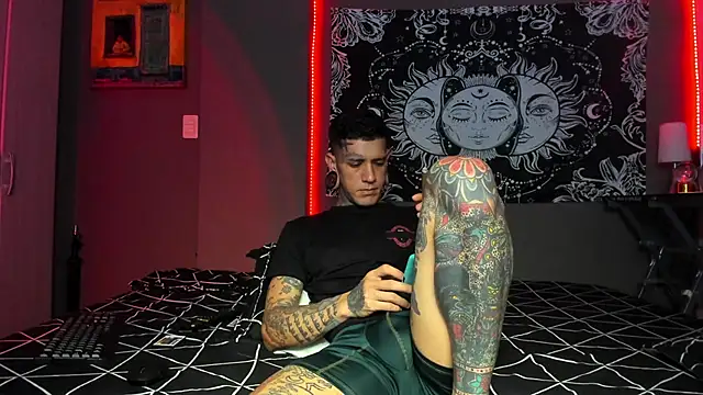 cleoo jhonny online show from 4, 4, 2026