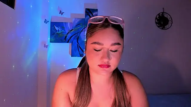 Soouf  online show from 14, 12, 2025