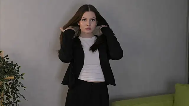 Snapshot of LonnaSkar chatting on 30, 10, 2025 LonnaSkar online show from 30, 10, 2025