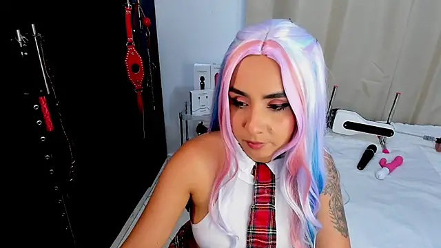 Snapshot of Emilyvalk_ chatting on 21, 2, 2026 Emilyvalk online show from 21, 2, 2026