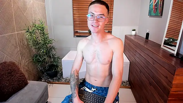 Lil James online show from 6, 11, 2025