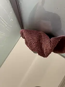 gatitalocahot online show from 2, 11, 2025