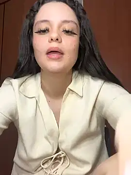 Selena Roa online show from 7, 3, 2026