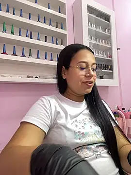 PaulaCruz01 online show from 4, 11, 2025