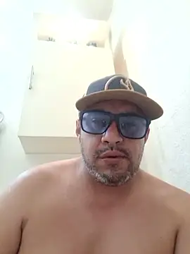 Manu2412 online show from 27, 10, 2025