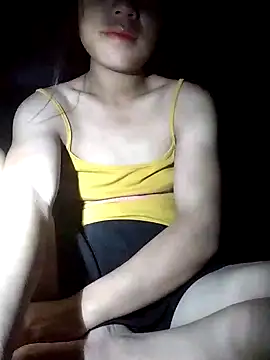 Yumi sexyy online show from 4, 11, 2025