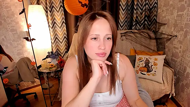  SilverMoon  online show from 31, 10, 2025