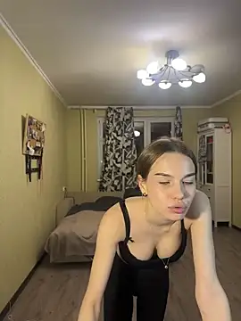 girls n roses online show from 3, 11, 2025