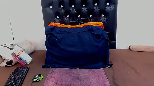 MatureMilfxxx online show from 6, 2, 2026