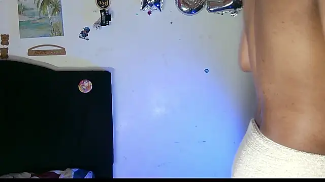 Snapshot of ReferredArtwork chatting on 30, 10, 2025 ReferredArtwork online show from 30, 10, 2025