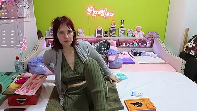  HeraLuna  online show from 3, 2, 2026