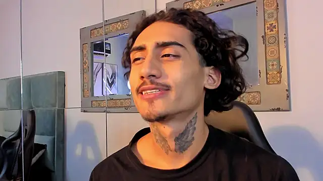 Mr Strike online show from 31, 10, 2025