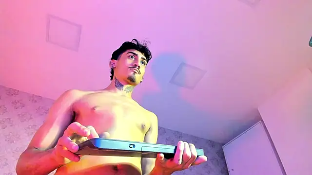 Mr Strike online show from 19, 11, 2025