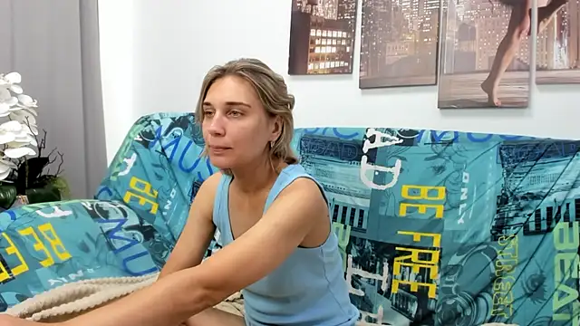 Snapshot of Tenderly_Sophie chatting on 18, 7, 2026 Tenderly Sophie online show from 18, 7, 2026
