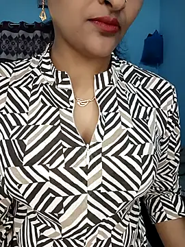 CoupleShow 432 online show from 4, 2, 2026