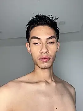 Dominic Thin  online show from 10, 6, 2026