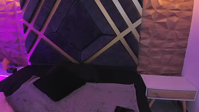 sydney miller  online show from 19, 2, 2026