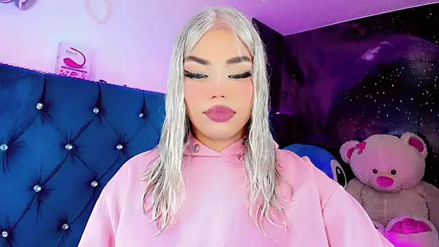 Alannys xHotx online show from 10, 3, 2026