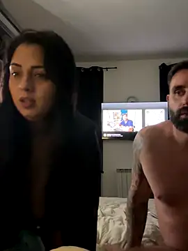 Snapshot of kim_et_thony chatting on 25, 10, 2025 kim et thony online show from 25, 10, 2025