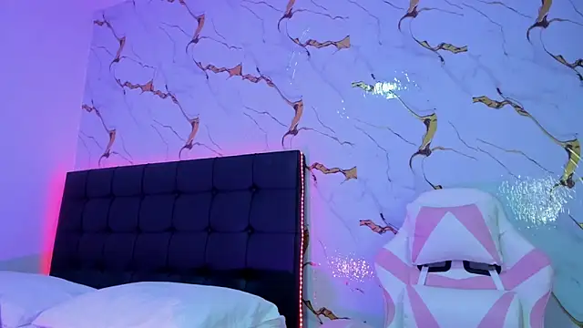 Scarlet DLuce online show from 21, 4, 2026