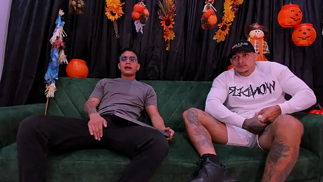 Snapshot of alessandroo__ chatting on 28, 10, 2025 alessandroo online show from 28, 10, 2025