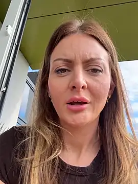 Snapshot of Lovelavender_ chatting on 21, 5, 2026 Lovelavender online show from 21, 5, 2026