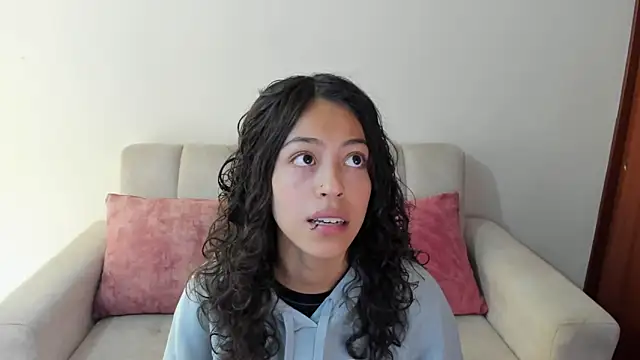 emily jonessxx online show from 5, 11, 2025