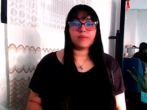 Snapshot of mira_cherry02 chatting on 22, 5, 2026 mira cherry02 online show from 22, 5, 2026