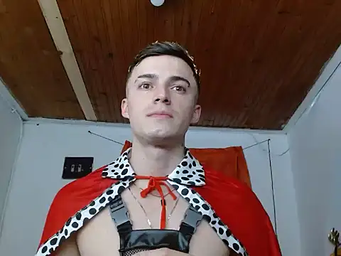 Snapshot of Ken_bigcum_77 chatting on 22, 10, 2025 Ken bigcum 77 online show from 22, 10, 2025