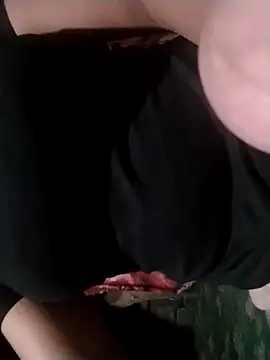 Snapshot of merry_jane2020 chatting on 16, 4, 2026 merry jane2020 online show from 16, 4, 2026