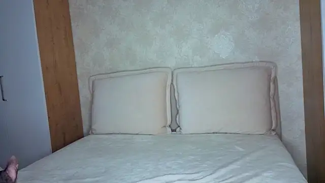 MissNatali  online show from 15, 11, 2025