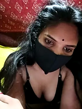 Snapshot of Shreya-750 chatting on 14, 4, 2026 Shreya-750 online show from 14, 4, 2026