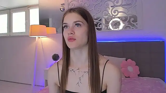 LuisaClover online show from 15, 5, 2026