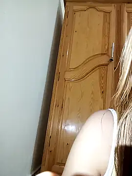 indilasixeey online show from 13, 2, 2026