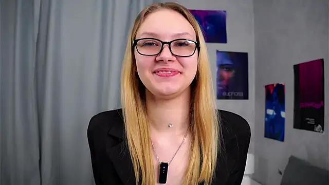 ElissaGlod online show from 3, 3, 2026