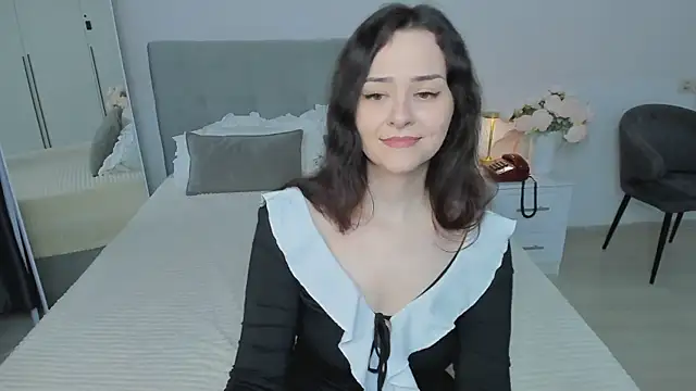 Camilla Rowen online show from 20, 11, 2025