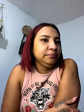 Snapshot of Brunette_Messy_Dirty chatting on 24, 10, 2025 Brunette Messy Dirty online show from 24, 10, 2025
