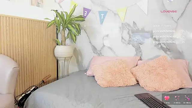 Fyre divine online show from 8, 4, 2026