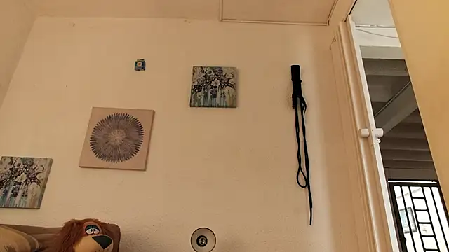 CarolineAikos online show from 3, 2, 2026