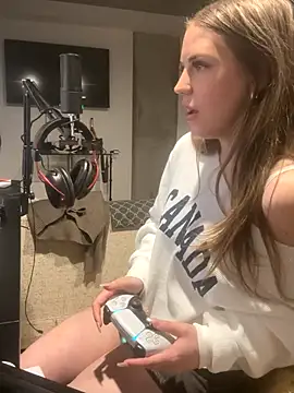 elliepixie online show from 19, 12, 2025