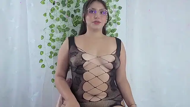 Ambermuse7 online show from 8, 6, 2026