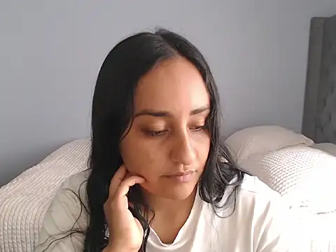 cute8smile online show from 6, 1, 2026