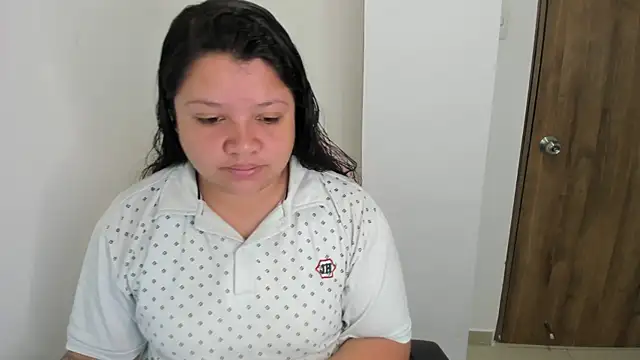 Snapshot of Sweet_Deemonn chatting on 23, 10, 2025 Sweet Deemonn online show from 23, 10, 2025