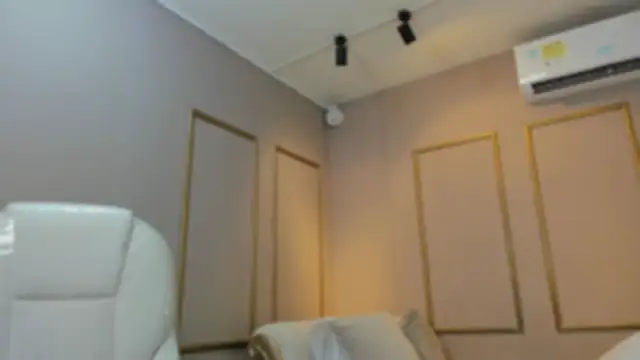 Snapshot of NahimiThompson chatting on 21, 2, 2026 NahimiThompson online show from 21, 2, 2026