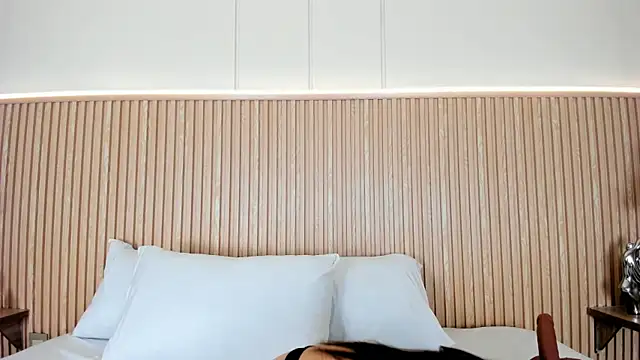 Snapshot of NahimiThompson chatting on 27, 2, 2026 NahimiThompson online show from 27, 2, 2026