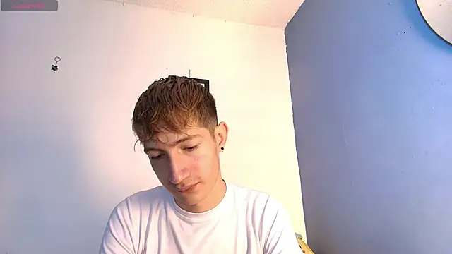 Snapshot of Erick_Taylor3 chatting on 8, 5, 2026 Erick Taylor3 online show from 8, 5, 2026