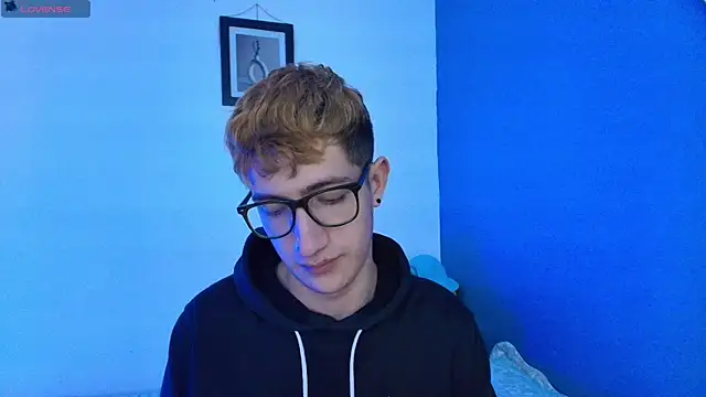 Snapshot of Erick_Taylor3 chatting on 30, 5, 2026 Erick Taylor3 online show from 30, 5, 2026